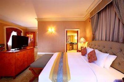фото отеля Grand BlueWave Hotel Shah Alam
