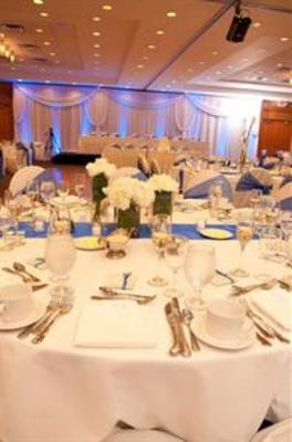 фото отеля DoubleTree by Hilton Chicago - Arlington Heights