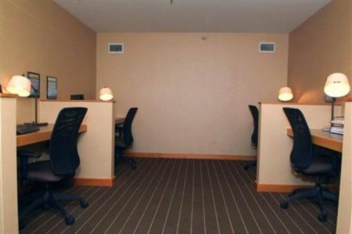фото отеля DoubleTree by Hilton Chicago - Arlington Heights