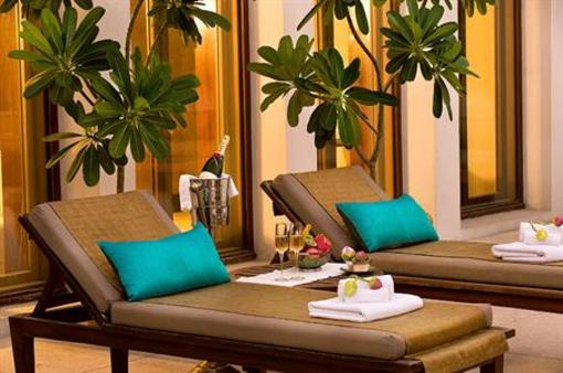 фото отеля The Manor Hotel New Delhi