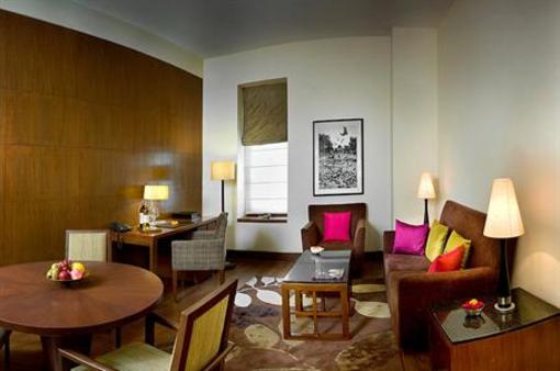 фото отеля The Manor Hotel New Delhi