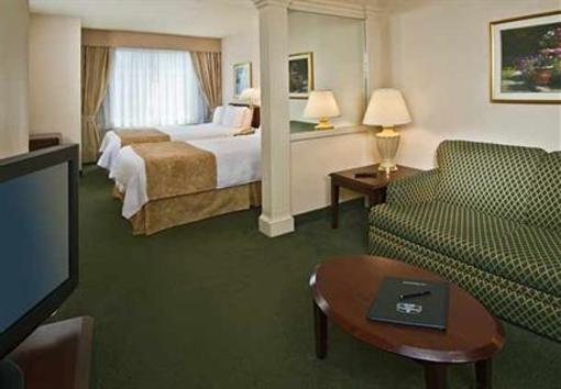 фото отеля SpringHill Suites Philadelphia Willow Grove