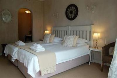 фото отеля Petite Provence Bed & Breakfast Salt Rock