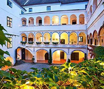 фото отеля Schloss Ernegg