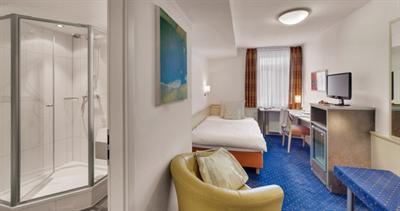 фото отеля Alpen Hotel Munchen