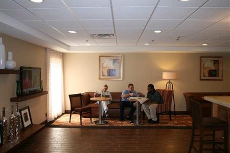 фото отеля Hampton Inn Pittsburgh - McKnight Rd.