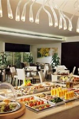 фото отеля Safir Doha Hotel