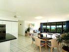 фото отеля Roydon Beachfront Apartments