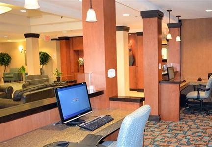 фото отеля Fairfield Inn & Suites Kelowna