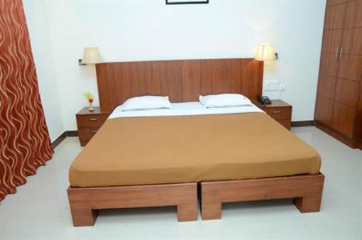 фото отеля Metro Plaza Hotel Mangalore
