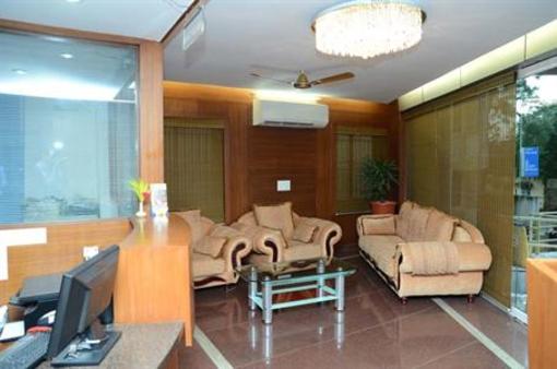 фото отеля Metro Plaza Hotel Mangalore