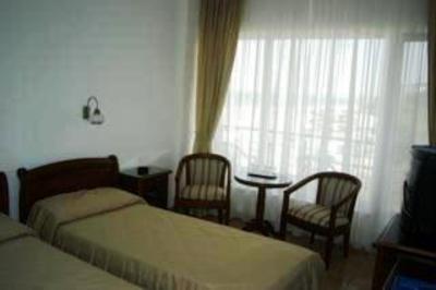 фото отеля Comandor Hotel