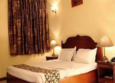 фото отеля Hotel Lindsay Kolkata
