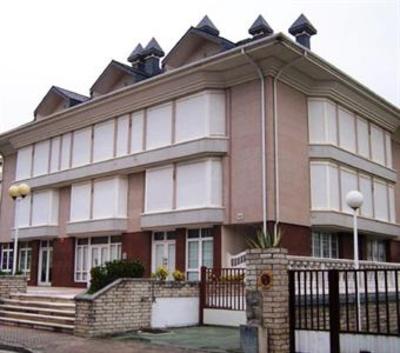 фото отеля Los Granados Apartments Laredo (Spain)