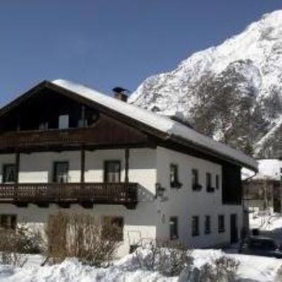 фото отеля Bauernhof Haus Hoher Sattel