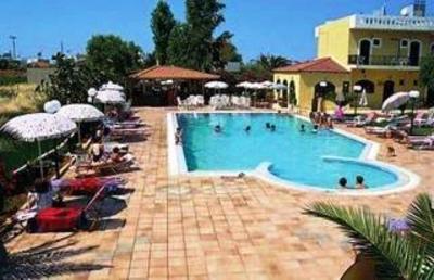 фото отеля Stelios Apartments