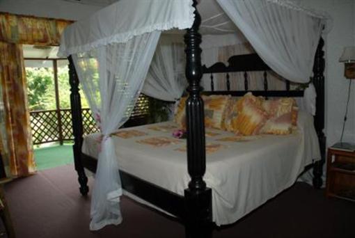 фото отеля Hummingbird Beach Resort
