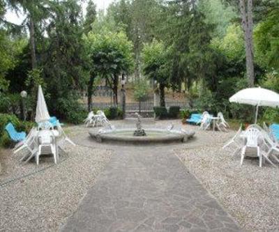 фото отеля Albergo Nappini Lizzano in Belvedere