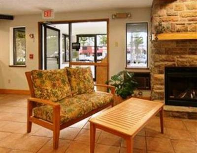 фото отеля Boarders Inn and Suites of Traverse City