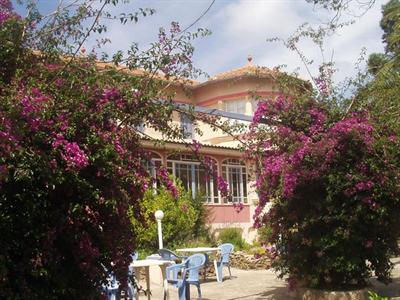 фото отеля Hotel La Garrigue Bormes les Mimosas
