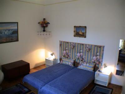 фото отеля Garibaldi Guesthouse Hostel