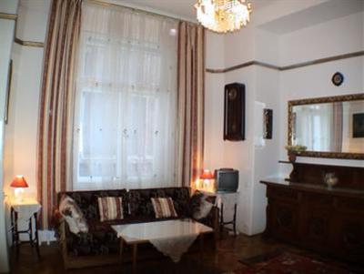 фото отеля Garibaldi Guesthouse Hostel