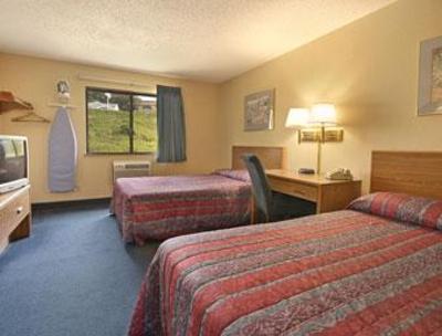 фото отеля Super 8 Motel St. Clairsville