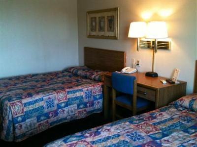 фото отеля Super 8 Motel St. Clairsville