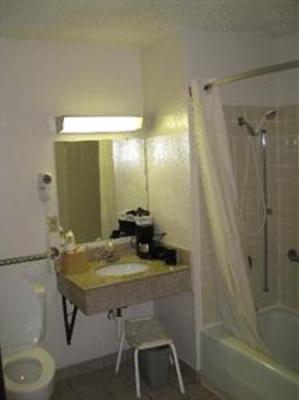фото отеля Super 8 Motel St. Clairsville