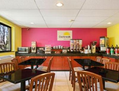 фото отеля Days Inn Greenfield