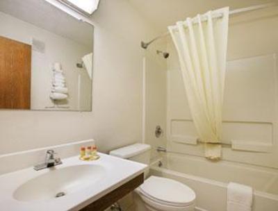 фото отеля Days Inn Greenfield