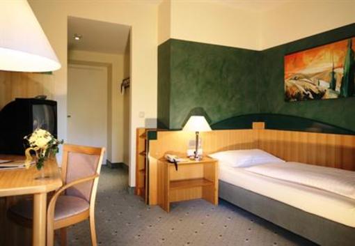 фото отеля Hotel Schneeberghof