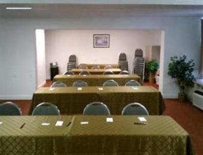 фото отеля Days Inn & Suites Sugarland Houston Stafford