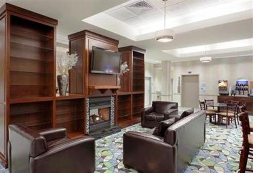 фото отеля Holiday Inn Express in Plainville