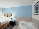 фото отеля Holiday Inn Express in Plainville