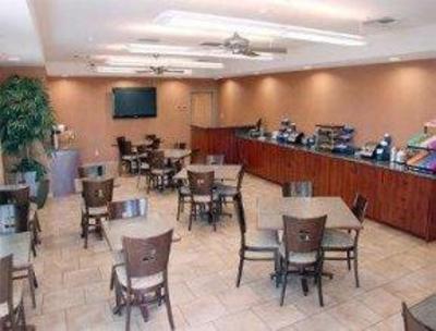 фото отеля Microtel Inn & Suites Fortuna Foothills
