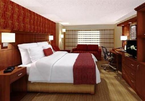 фото отеля Courtyard Marriott Downtown Decatur