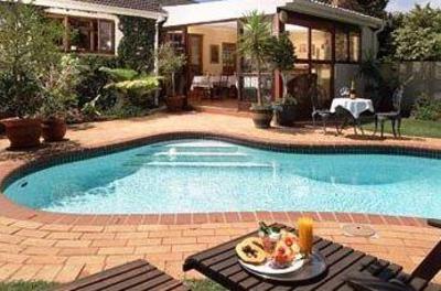 фото отеля Algoa Guesthouse Port Elizabeth
