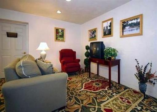 фото отеля Suburban Extended Stay Hotel Tallahassee