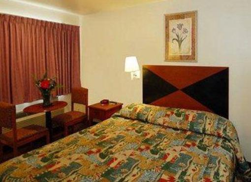 фото отеля Rodeway Inn San Antonio Near AT&T Center
