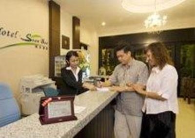 фото отеля Hotel Suan Bee