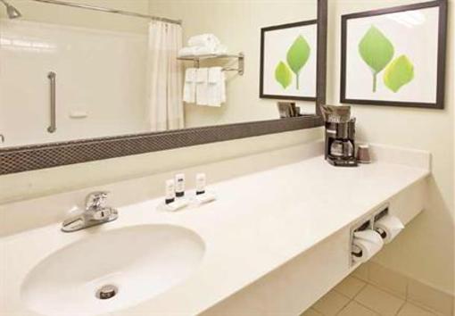 фото отеля Fairfield Inn Humble