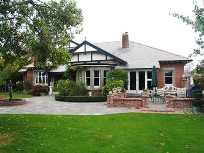 фото отеля Stuart Manor Boutique Bed and Breakfast