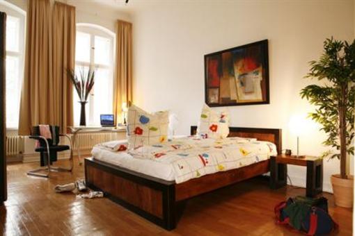 фото отеля Stars Guesthouse Berlin