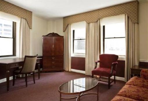 фото отеля The Tremont - Chicago