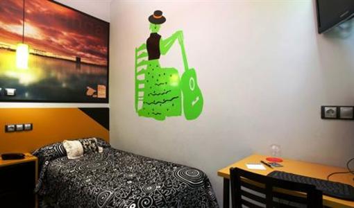 фото отеля Hotel Jc Rooms Santa Ana Madrid