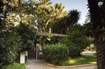 фото отеля Hotel Huerto Del Cura Elche