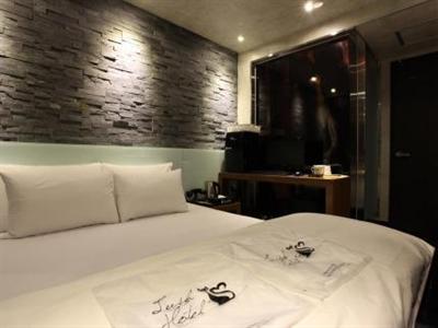 фото отеля Lush Hotel