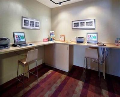 фото отеля TownePlace Suites Orlando East UCF