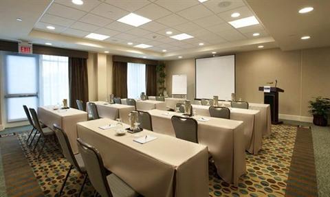 фото отеля Hilton Garden Inn Ridgefield Park